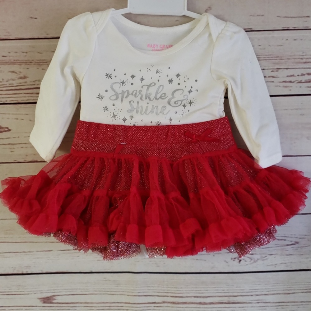 GIRLS OUTFIT ONSIE AND SKIRT